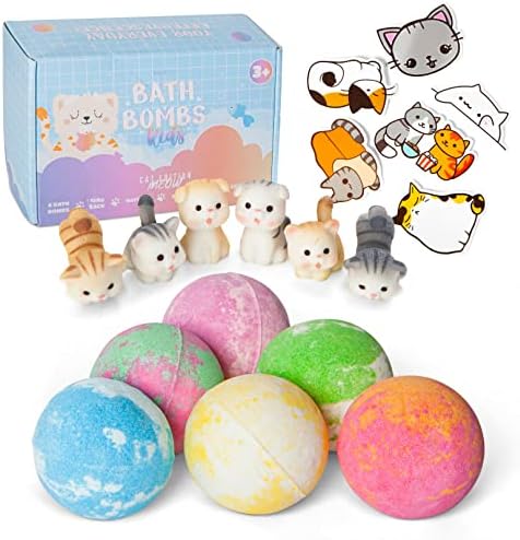 Kiki & Co. | Bath Bombs for Kids with Cat Toy Surprise Inside – Waterproof Cat Stickers Included (50 pcs) – Natural – 6 pcs (120 g) – Fruity Scent – Gift for Girls and Boys – Perfect Gifts for Kids 3+